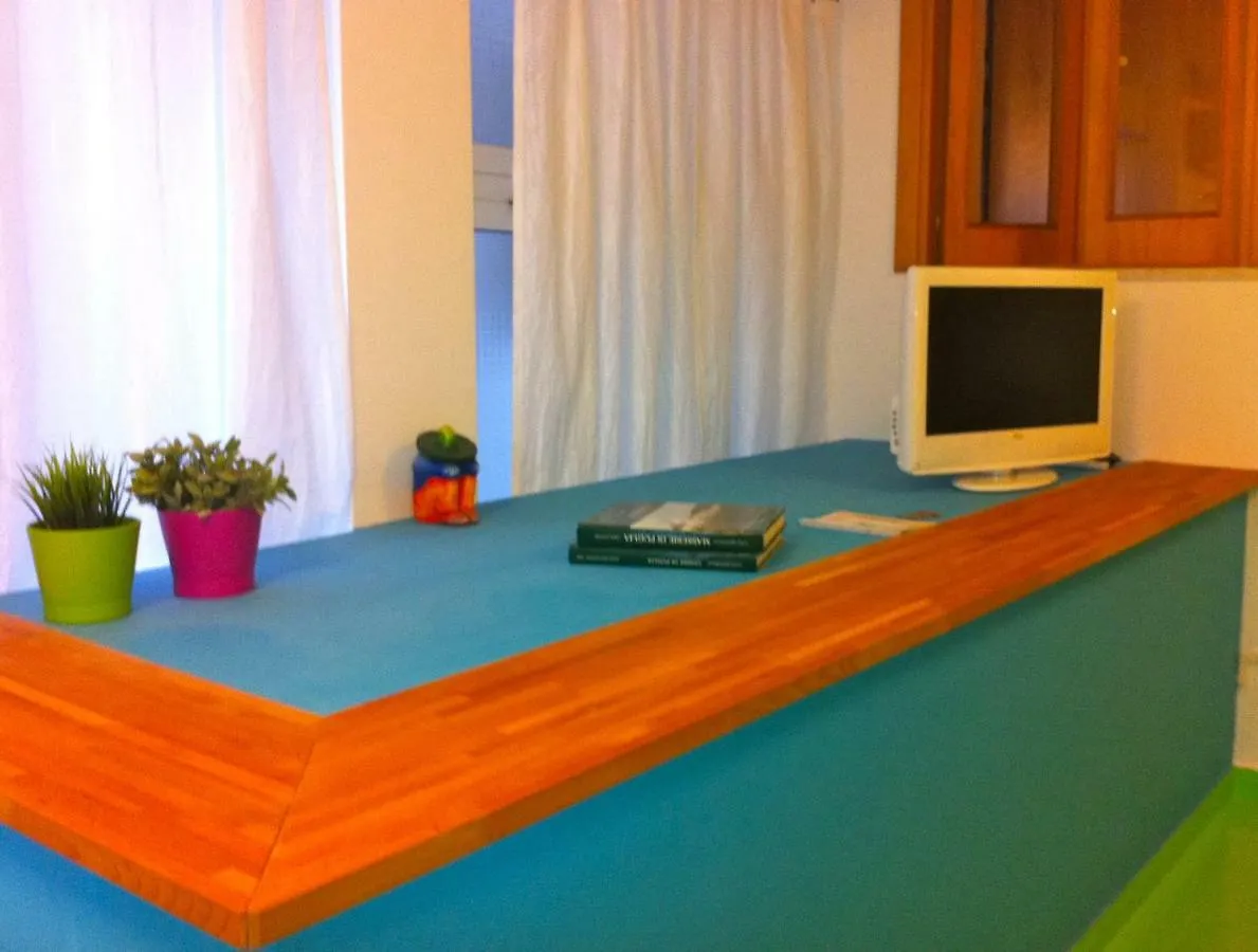 Residenza Fulco Bari 0*,